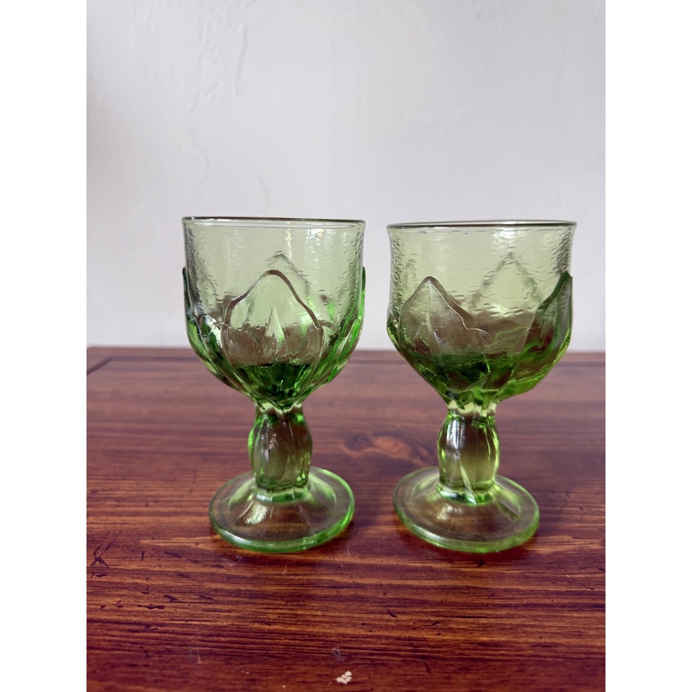 Vintage Green Pressed Glass Goblets Leaf Pattern Textured Bark Wine Water Set 2